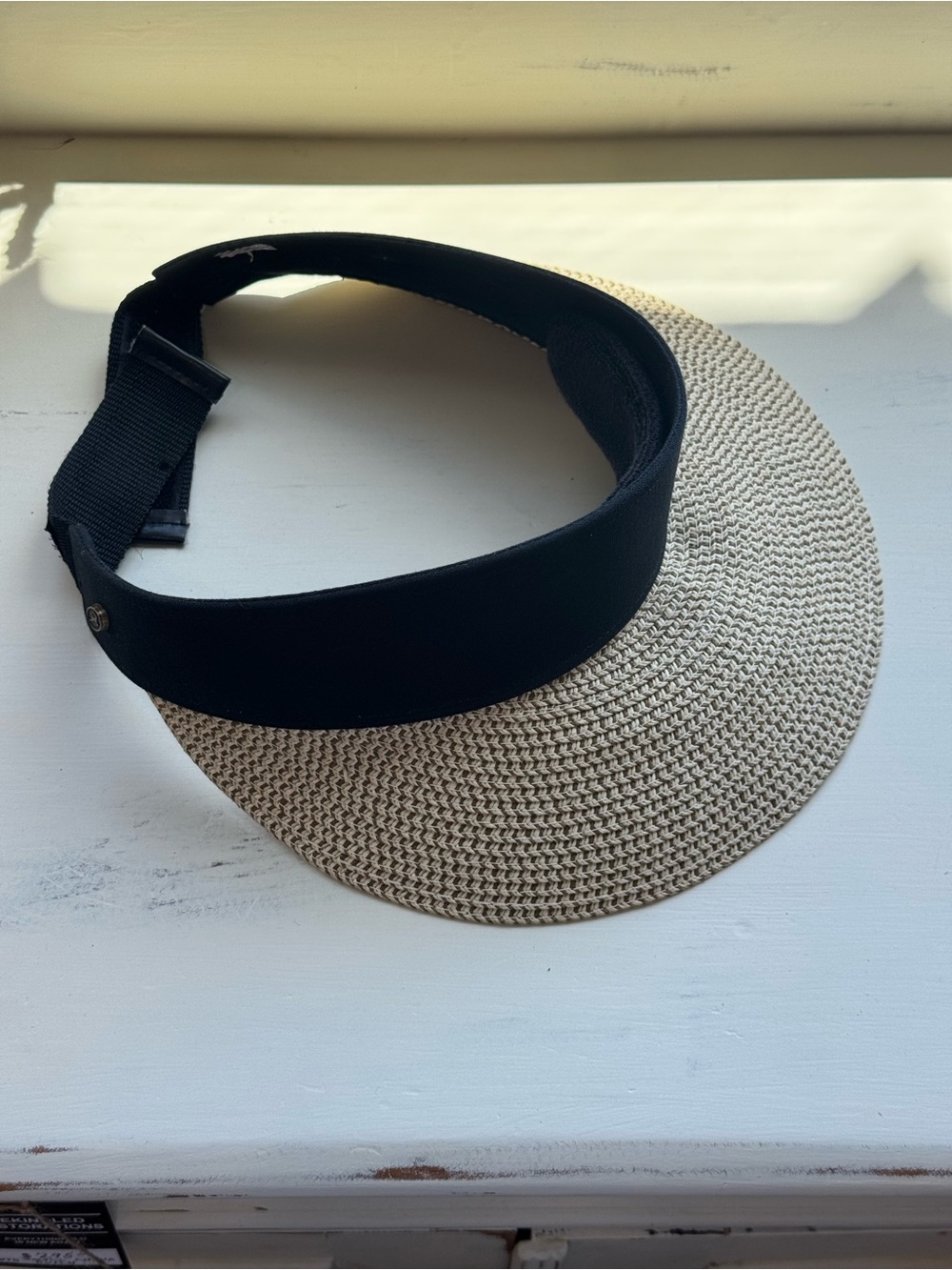 Black & Beige Women's Straw Visor - Breathable Sunhat